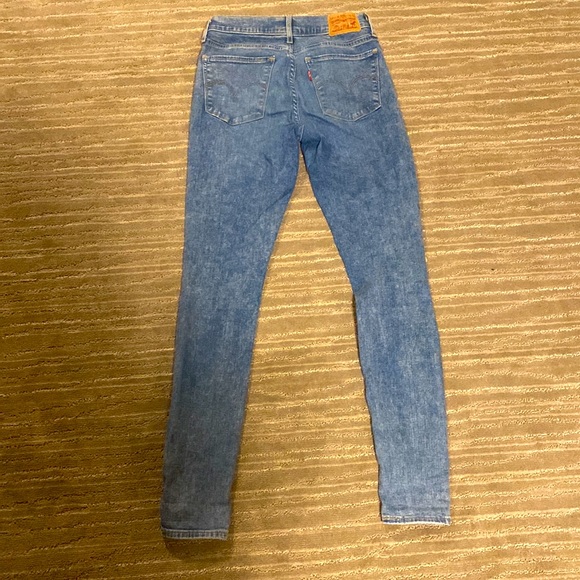 Levi’s Jeans - Picture 2 of 2